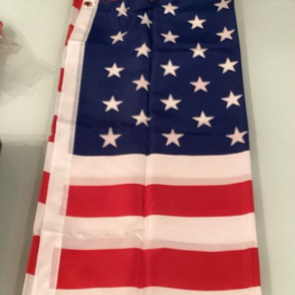 American Flag NWOT - Picture 3 of 3